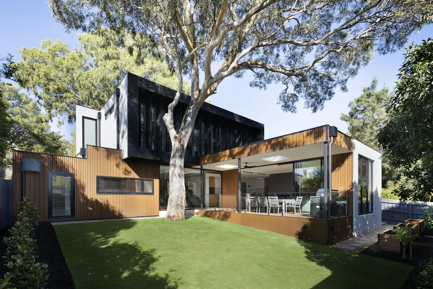 Two-storey family house with a garden